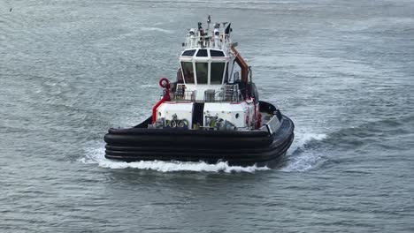 tugboat at gatun locks, panama canal