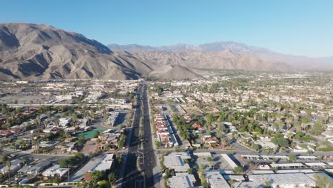 Desierto-De-Palma,-Video-De-Drones-De-California-Que-Se-Mueve-De-Derecha-A-Izquierda