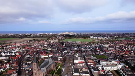 Drohnenaufnahmen-Der-Niederländischen-Stadt-Noordwijk