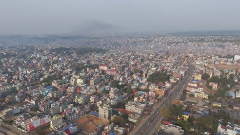vista aérea de dang tulsipur en el país de nepal