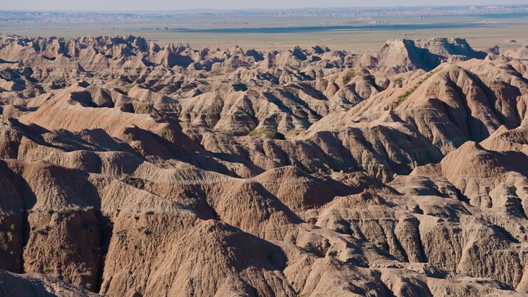 Formazioni rocciose colorate e testurizzate nel Parco Nazionale delle Badlands