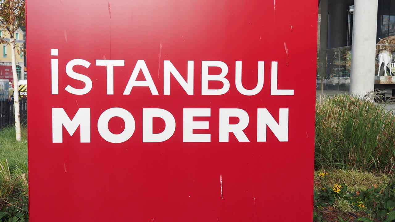 el signo del museo moderno de estambul