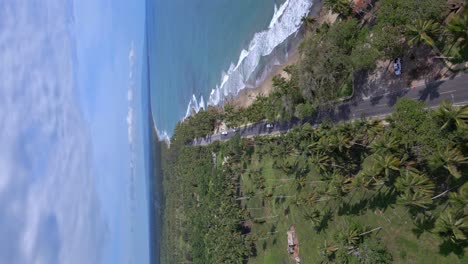 vuelo vertical sobre carretera malecón de nagua al lado