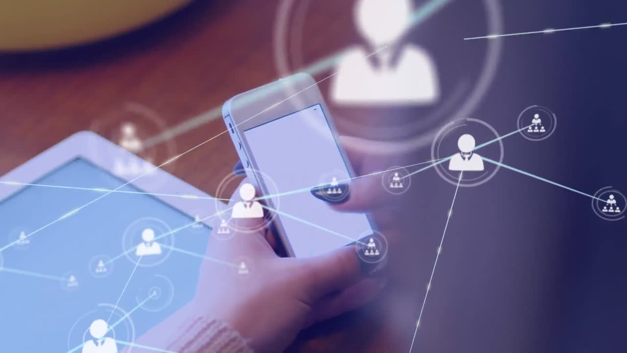 스마트폰을 사용하는 여성에 대한 연결 아이콘의 네트워크