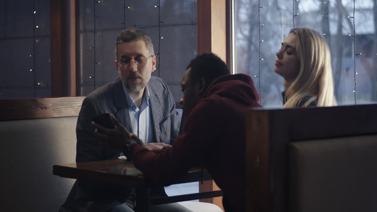 reunión de negocios en un café