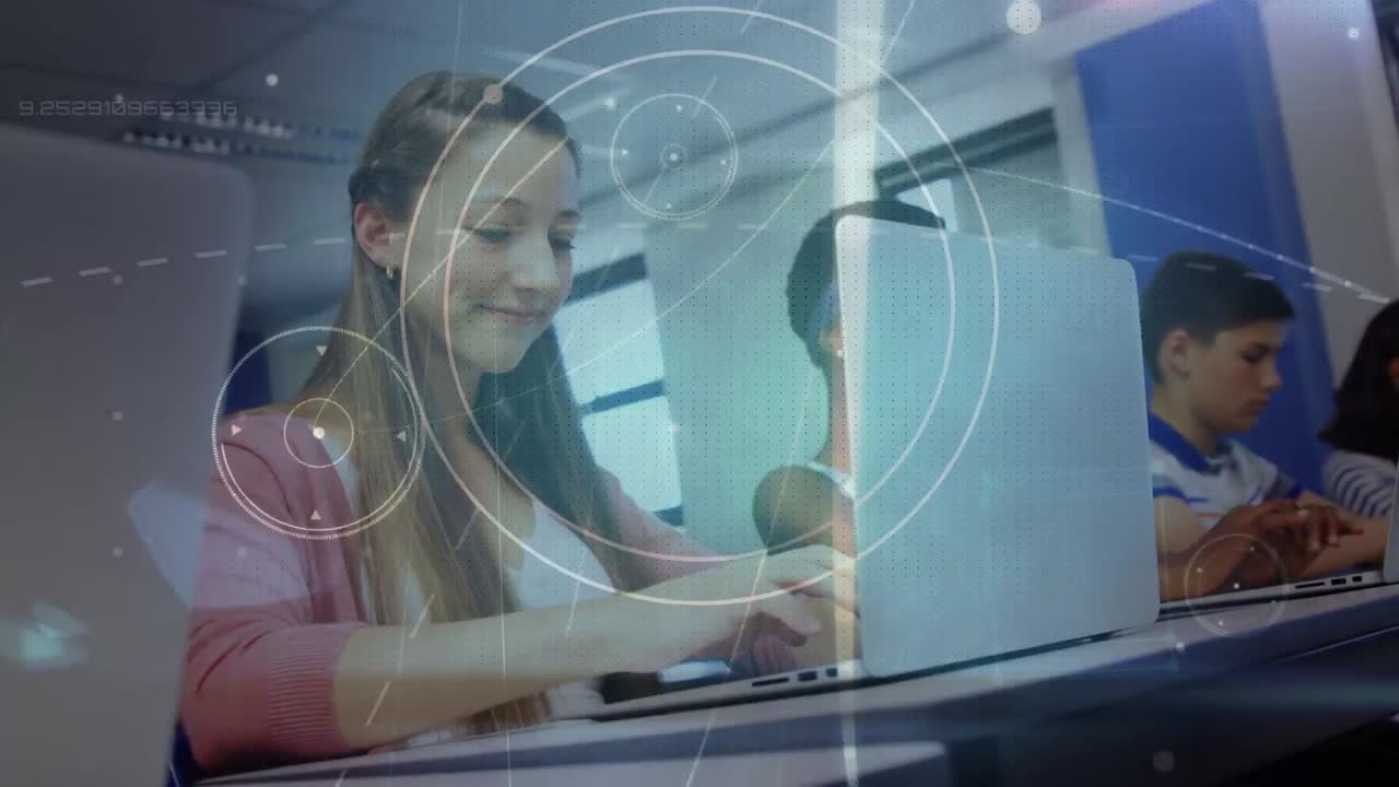 animación del procesamiento de datos en diversos estudiantes que utilizan dispositivos