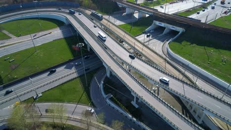 Vista-Aérea-De-Una-Intersección-De-Autopista