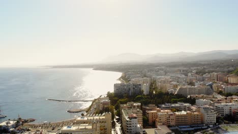 Drone-shot-panning-at-Marbella