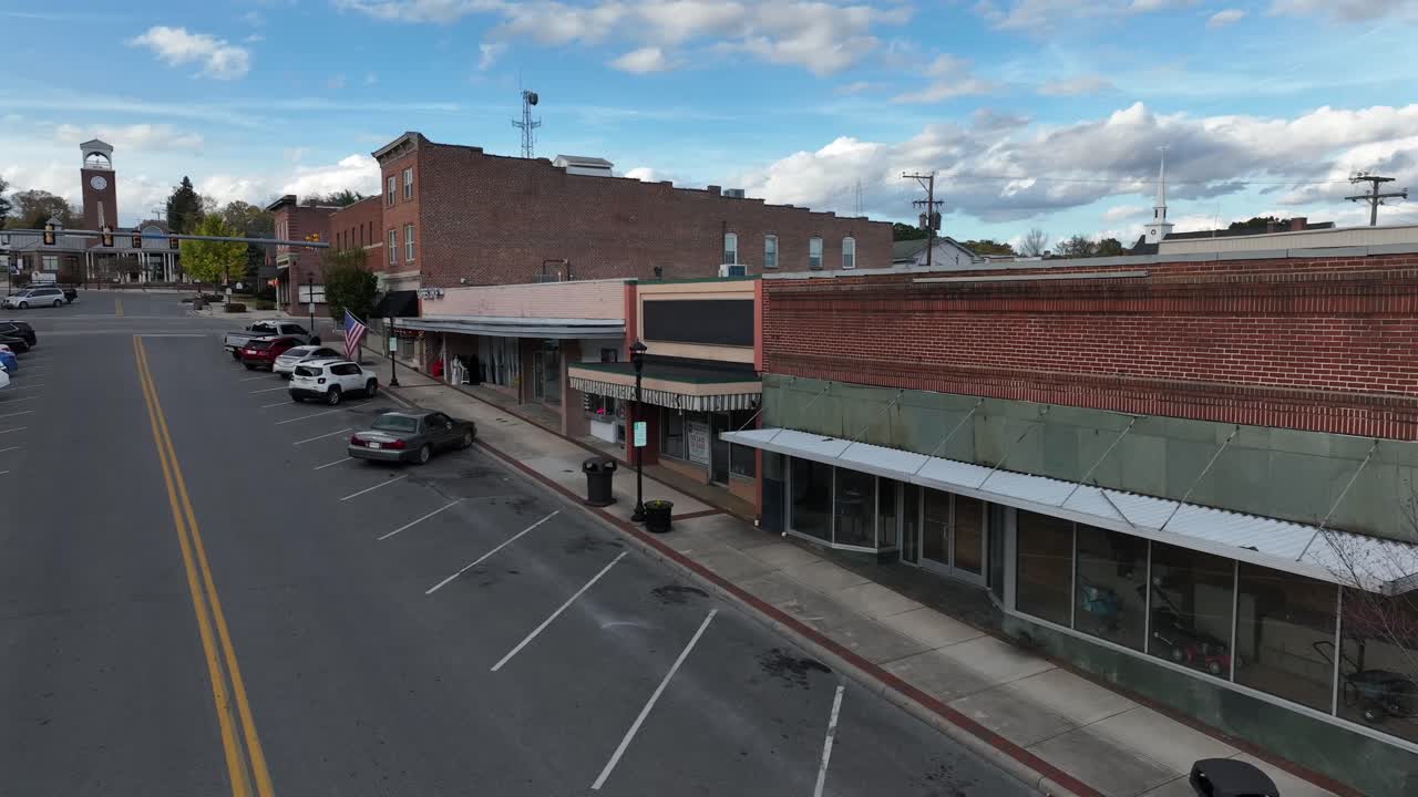 작은 마을의 거리 풍경