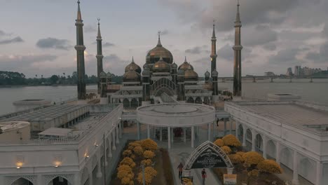 crystal mosque.