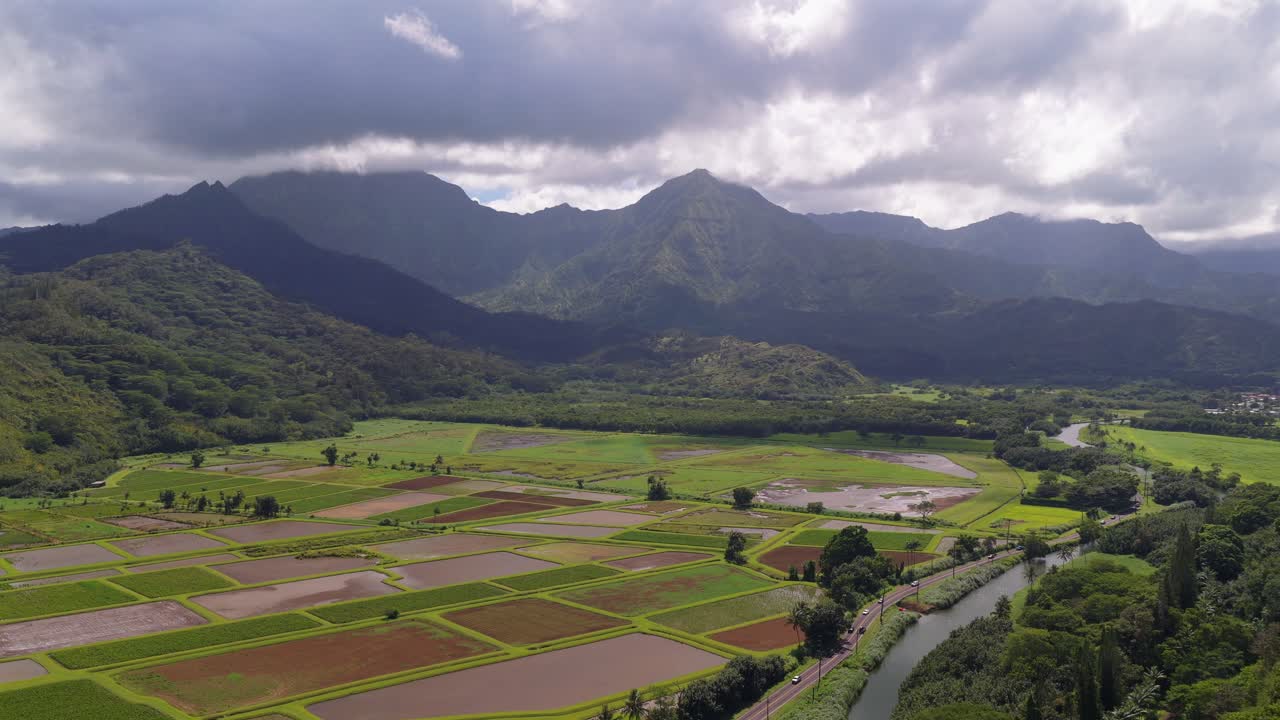 4K aerial of Hanalei in Kauai, Hawaii, USA