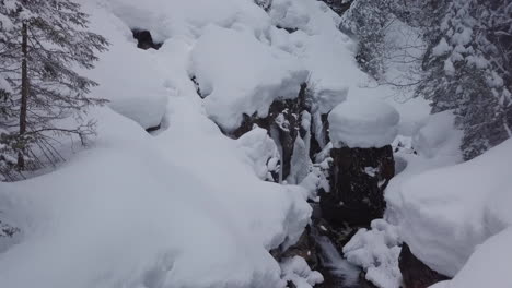 país de las maravillas de invierno en los alpes