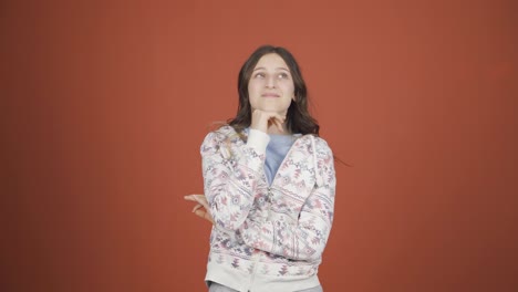 la joven está soñando.