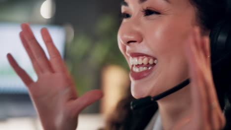 representante de servicio al cliente feliz