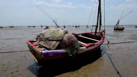 Mozambique,-fishing-boats