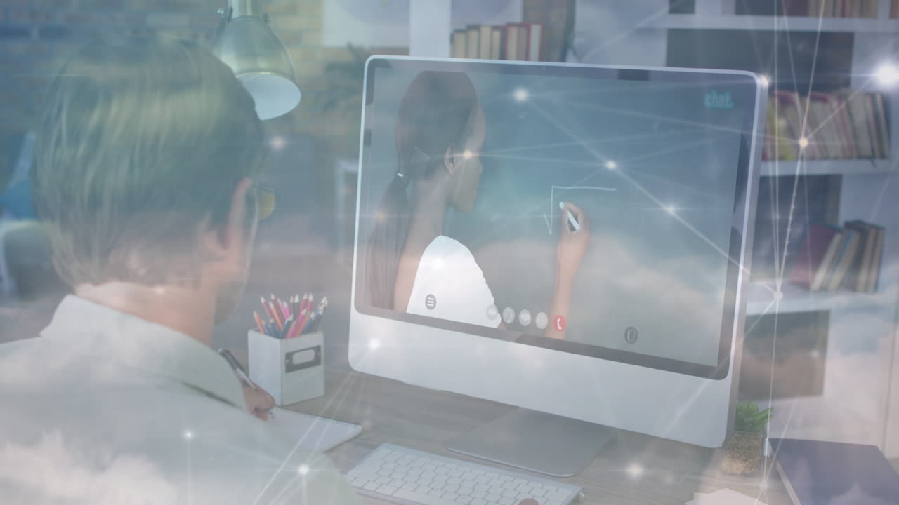 비디오 통화를 위해 컴퓨터를 사용하는 코카시안 사업가에 대한 연결 네트워크의 애니메이션