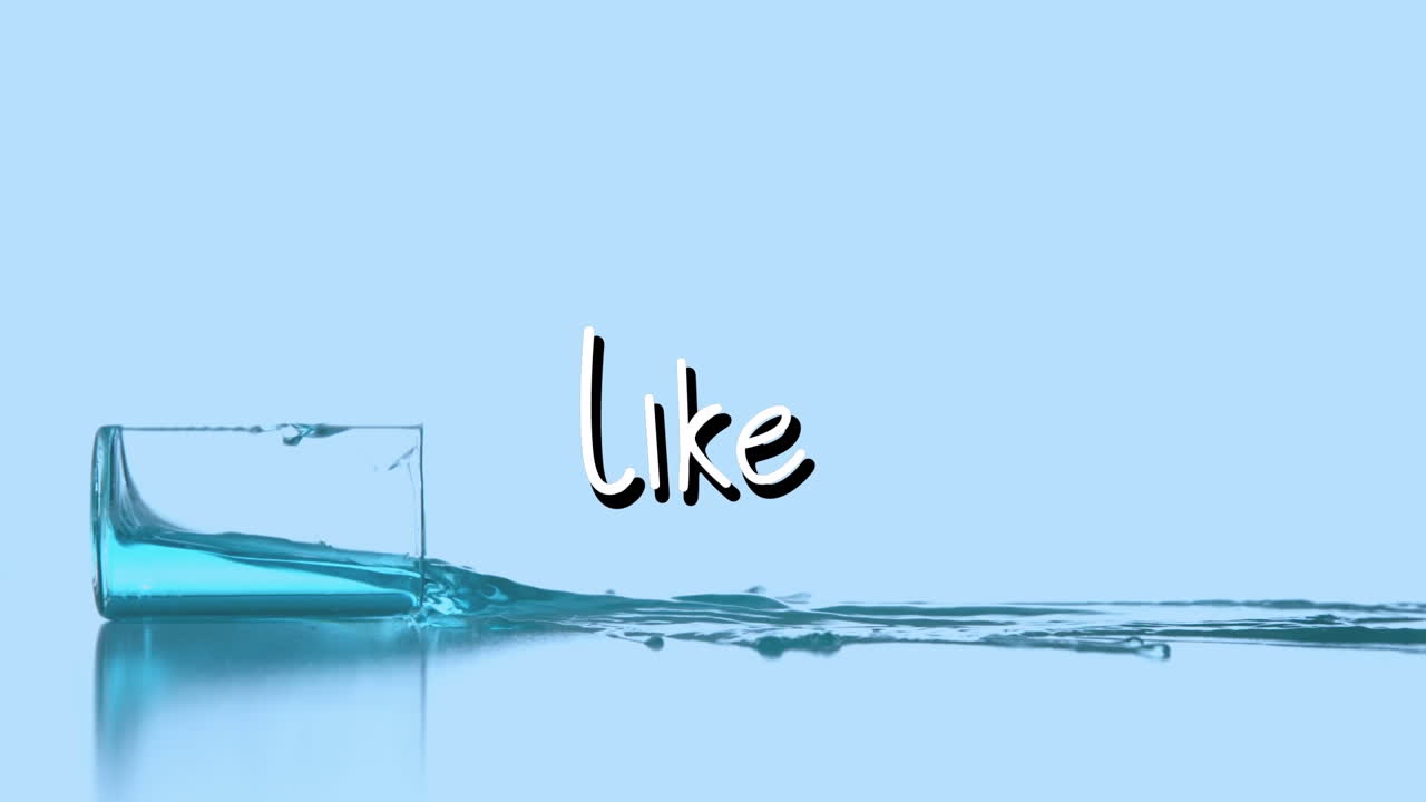 파란색 반응물과 함께 떨어지는 유리처럼 애니메이션