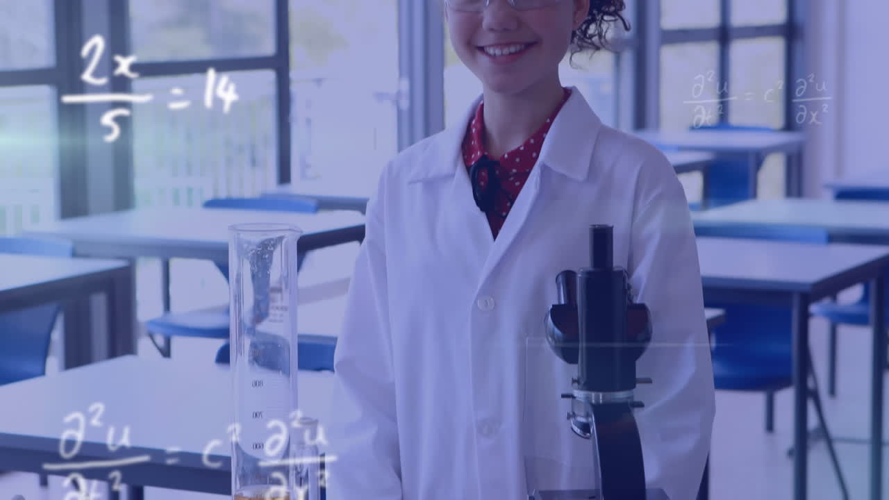 fórmulas matemáticas contra una estudiante en el laboratorio