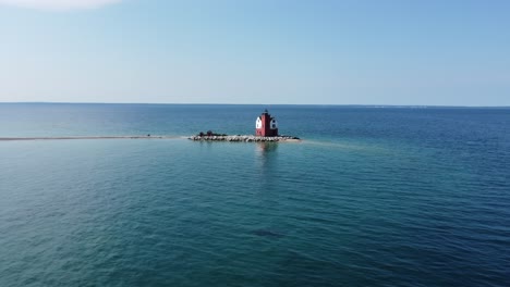 Lone-light-house-in-water