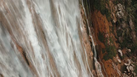 cascadas de chiflón en chiapas, méxico - fotografía aérea de un avión no tripulado