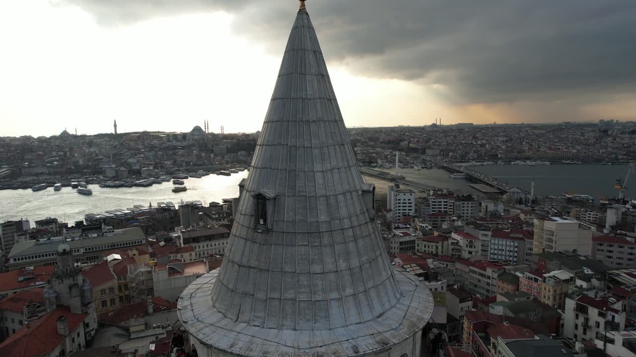 el techo de la torre de galata