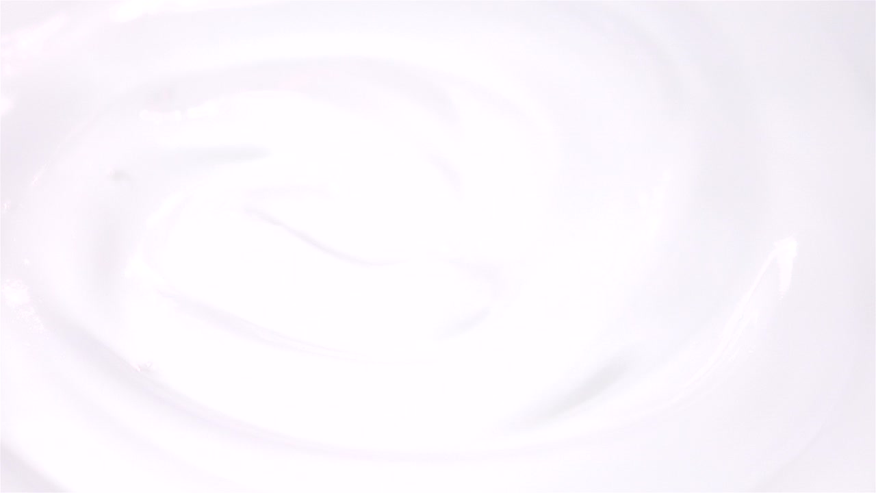 video en bucle de yogur giratorio en 4k