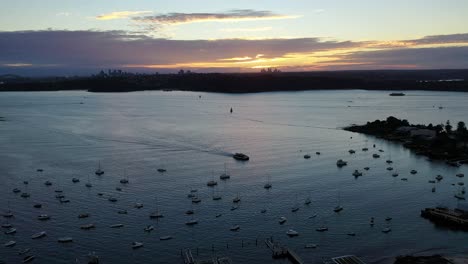 Sydney---Watsons-Bay-Wharf-Flug-Bei-Sonnenuntergang