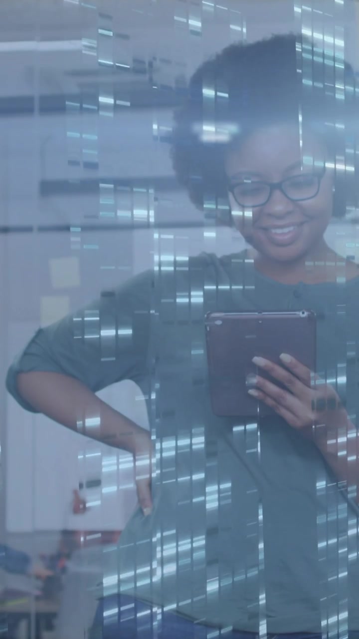 Animation of moving columns over african amercan businesswoman