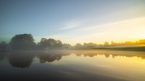 See-Gefriert-Zeitraffer-Des-Wetterwechsels-Übergangszeitraffer-Sommer-Zum-Winter