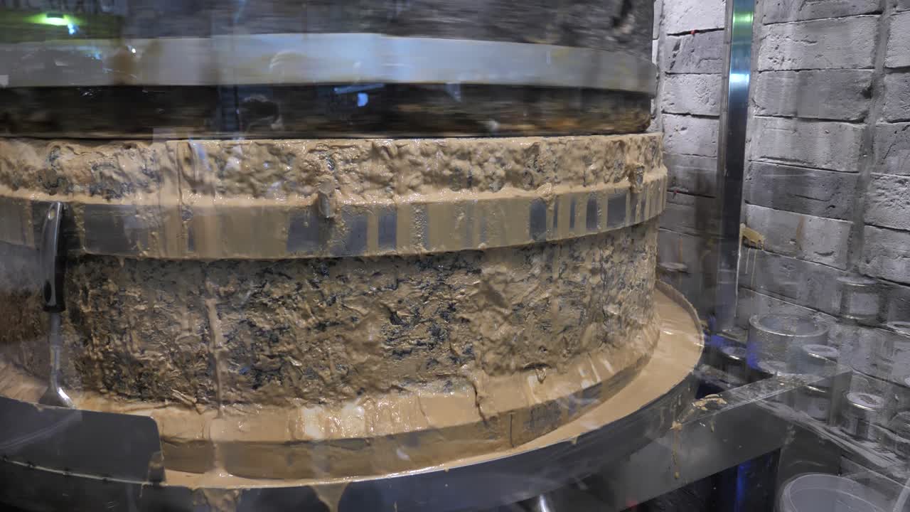 기계로 가는 참깨, 돌솥 회전, 신선한 타히니 페이스트