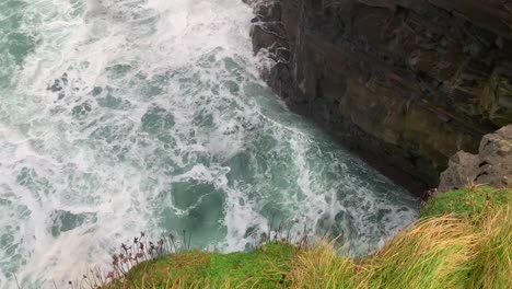 POV-from-the-edge-of-a-cliff