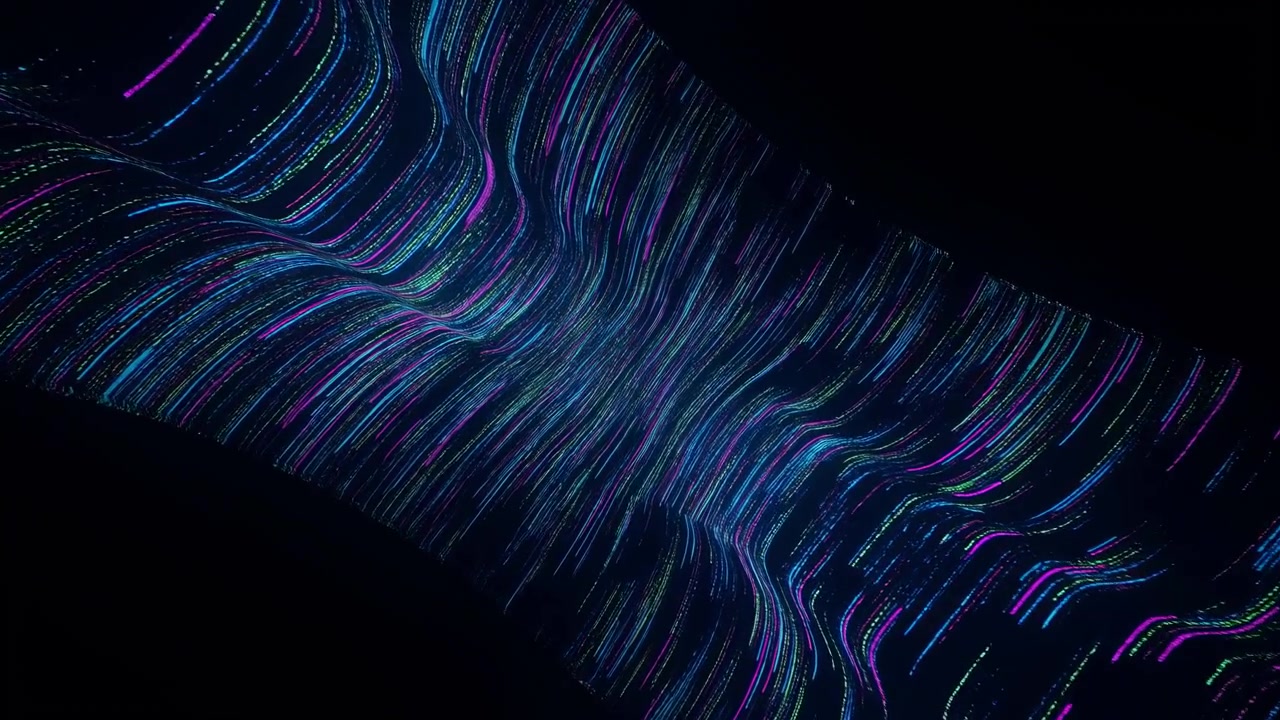 Abstrakt digital video, der viser et bugtet, timeglaslignende bånd af glødende neonpartikler og striber, der fejer diagonalt hen over en dybsort baggrund med høj kontrast og bevægelse.