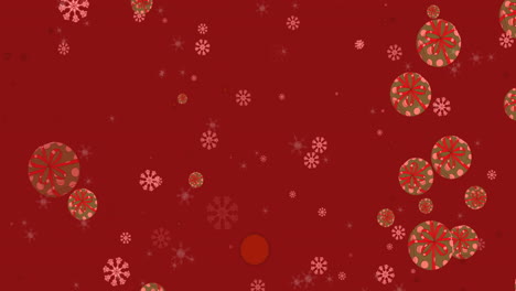 múltiples copos de nieve e iconos de regalos de navidad cayendo contra un fondo rojo