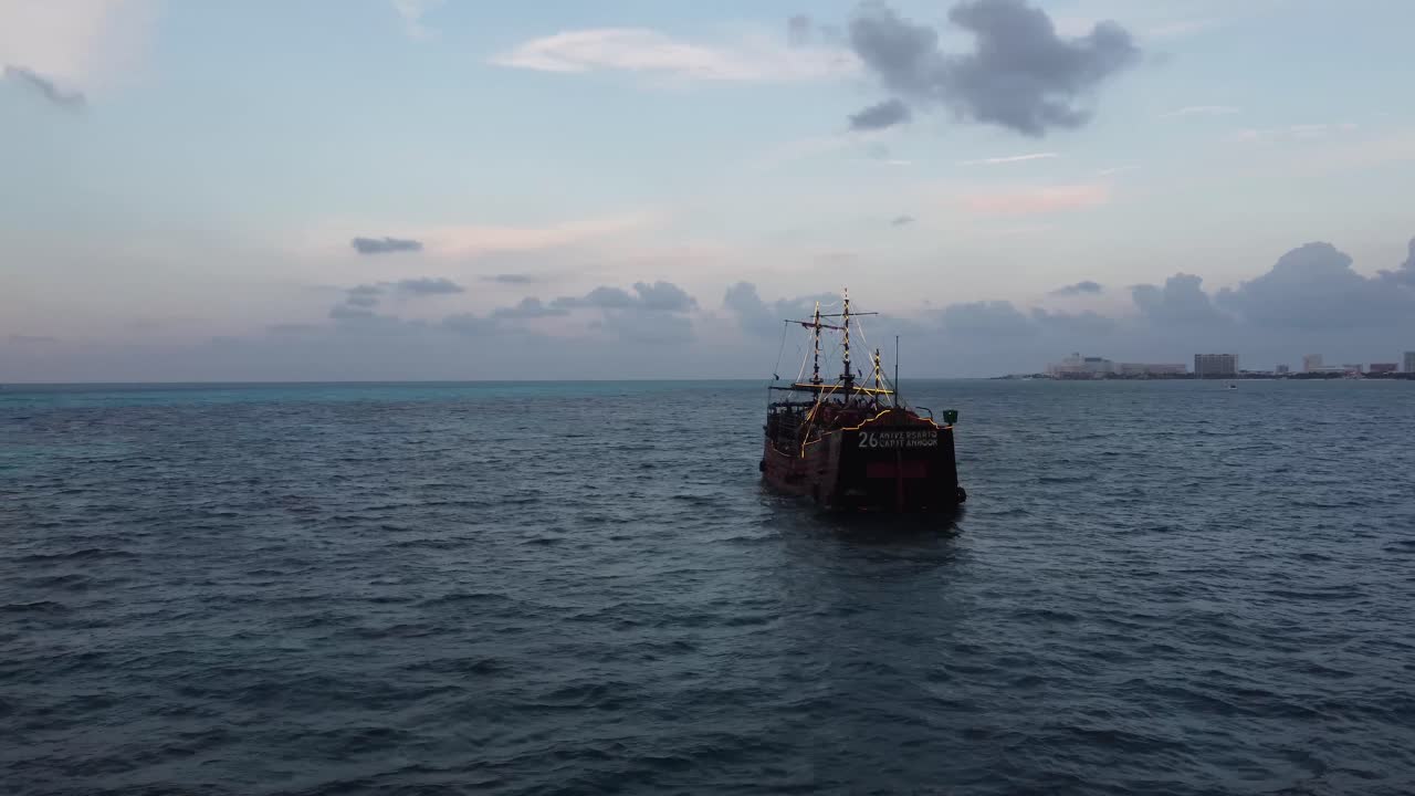 해적선의 드론 샷, 원