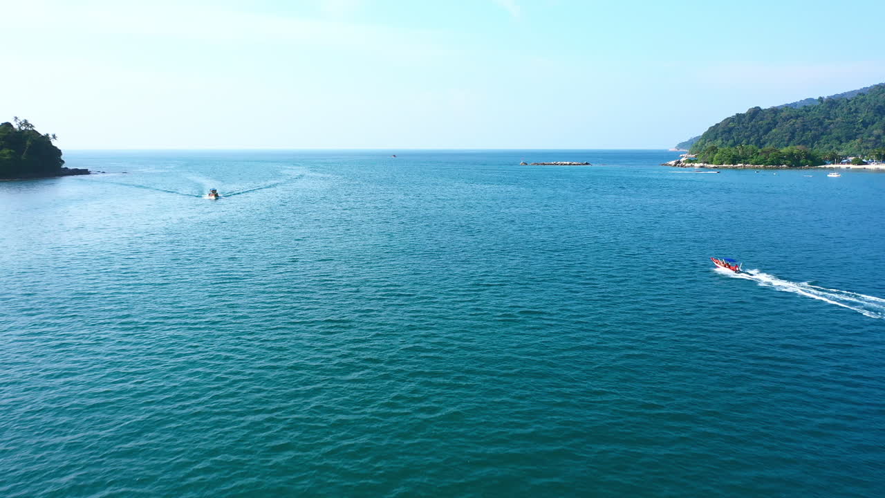 새로운 모험의 이야기로 항해합니다.