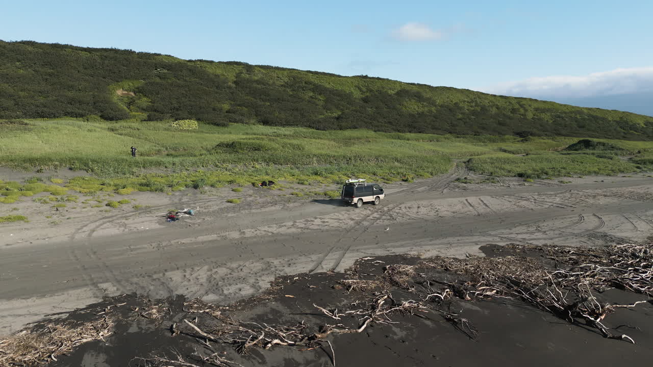 목적지는 알 수 없고, 무관심하고 길에서 삶을 즐기고 있습니다.