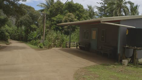 Listo,-La-única-Tienda-En-Pitcairn