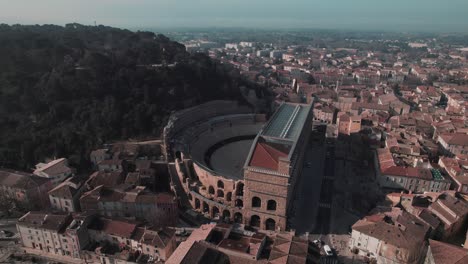 Toma-Aérea-Que-Revela-El-Observatorio-De-Piedra-En-El-Antiguo-Teatro-De-Orange.