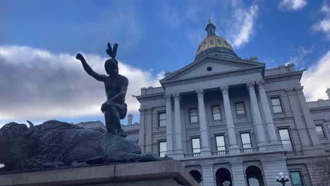 the golden dome of the colorado capitol during the 2021 january covid pandemic