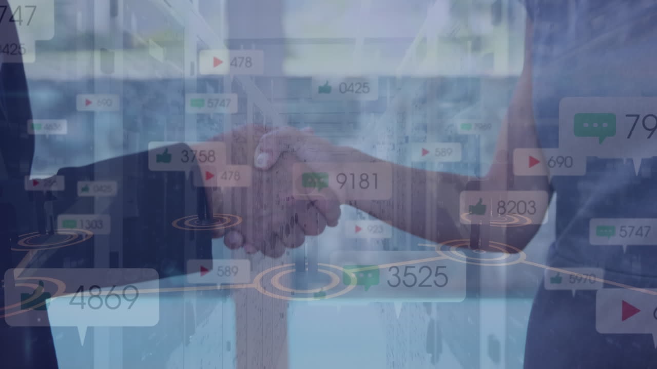 다양한 사업가들이 손을 흔드는 데이터와 소셜 미디어 아이콘의 애니메이션