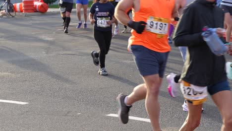 marathon runners
