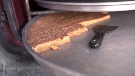 Delicious-basbousa-cake-on-metal-tray