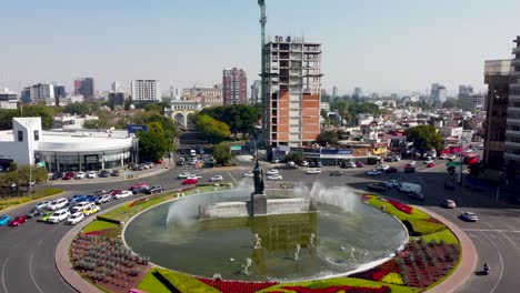 Glorieta-Minerva-Von-Guadalajara-Am-Tag