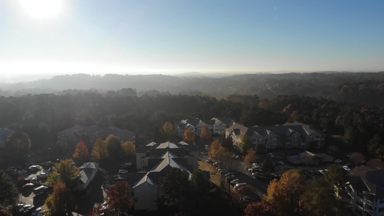 아파트 단지 아침