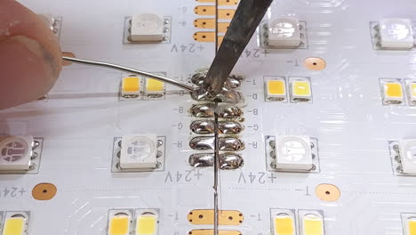 profile. joining two led panels