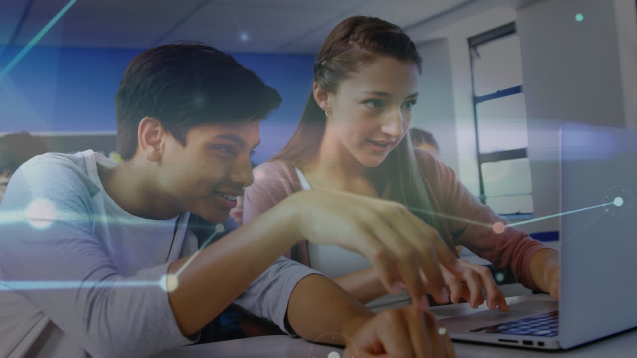 animación de la red de conexiones sobre diversos niños y niñas que usan portátiles en la escuela