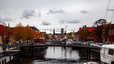 Copenhagen-Harbor-Timelapse-with-Boats,-Yachts-&-Tourists