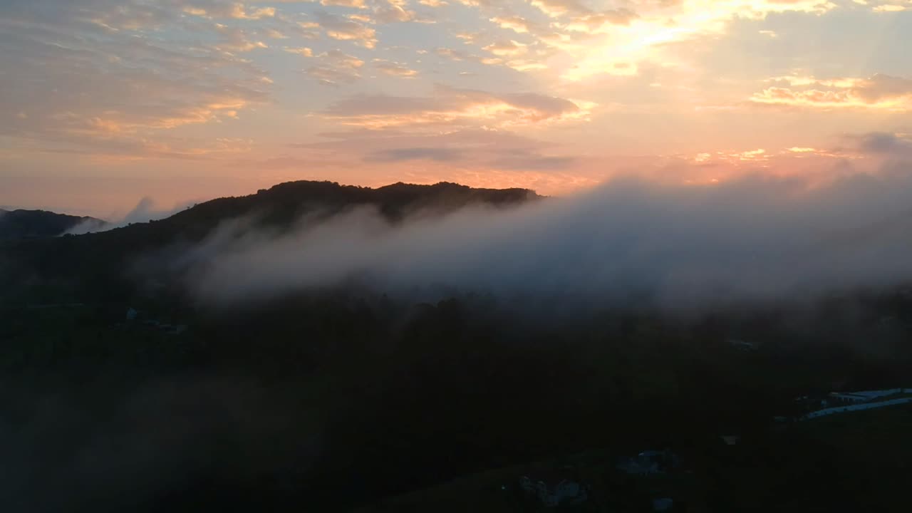 Misty Mountain and Sunset 4K