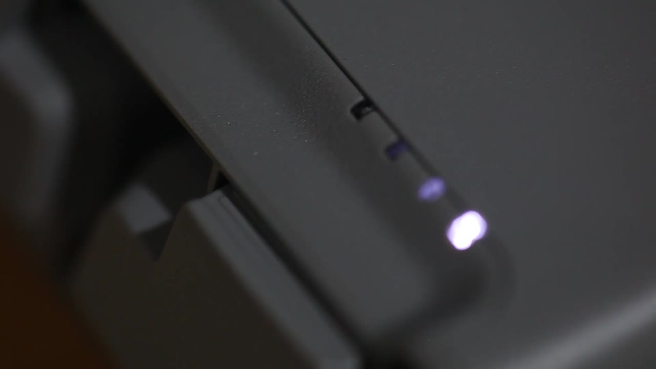 carga de la batería, luces verdes parpadeantes, batería recargable