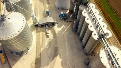 Grain-Elevator-accepting-grain-during-a-fall-harvest-day